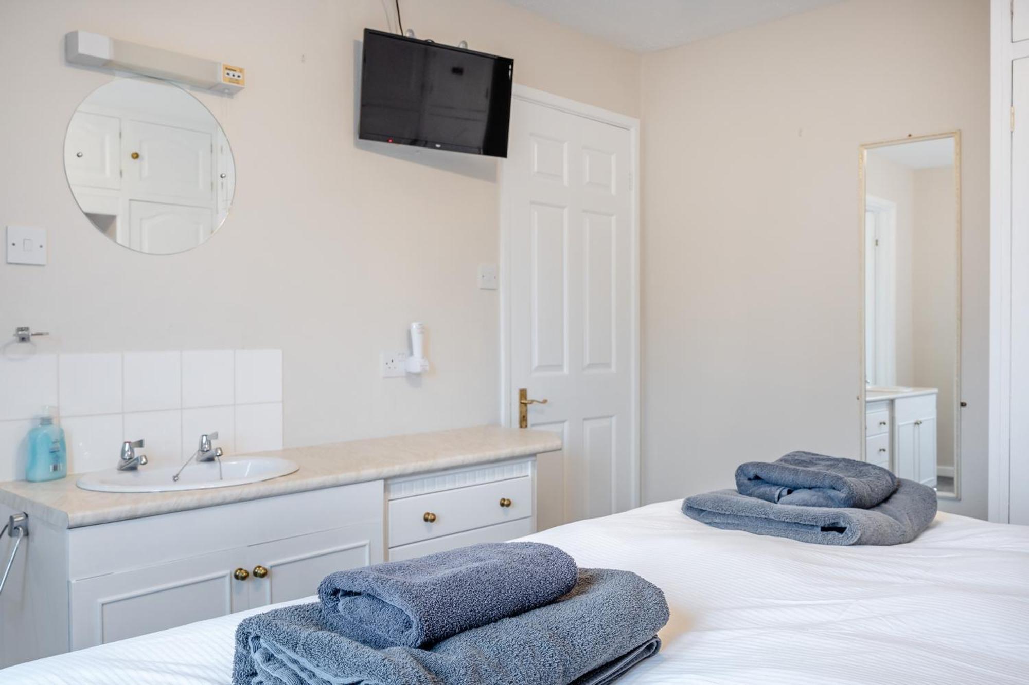 Elvington Cottage - Family-Friendly Cheerful House At The Heart Of The Cotswolds Bourton-on-the-Water Buitenkant foto